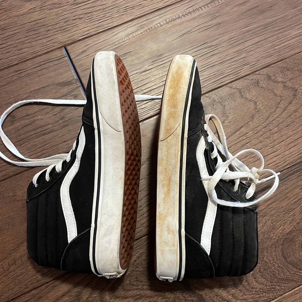 Vans - Picture 5 of 5